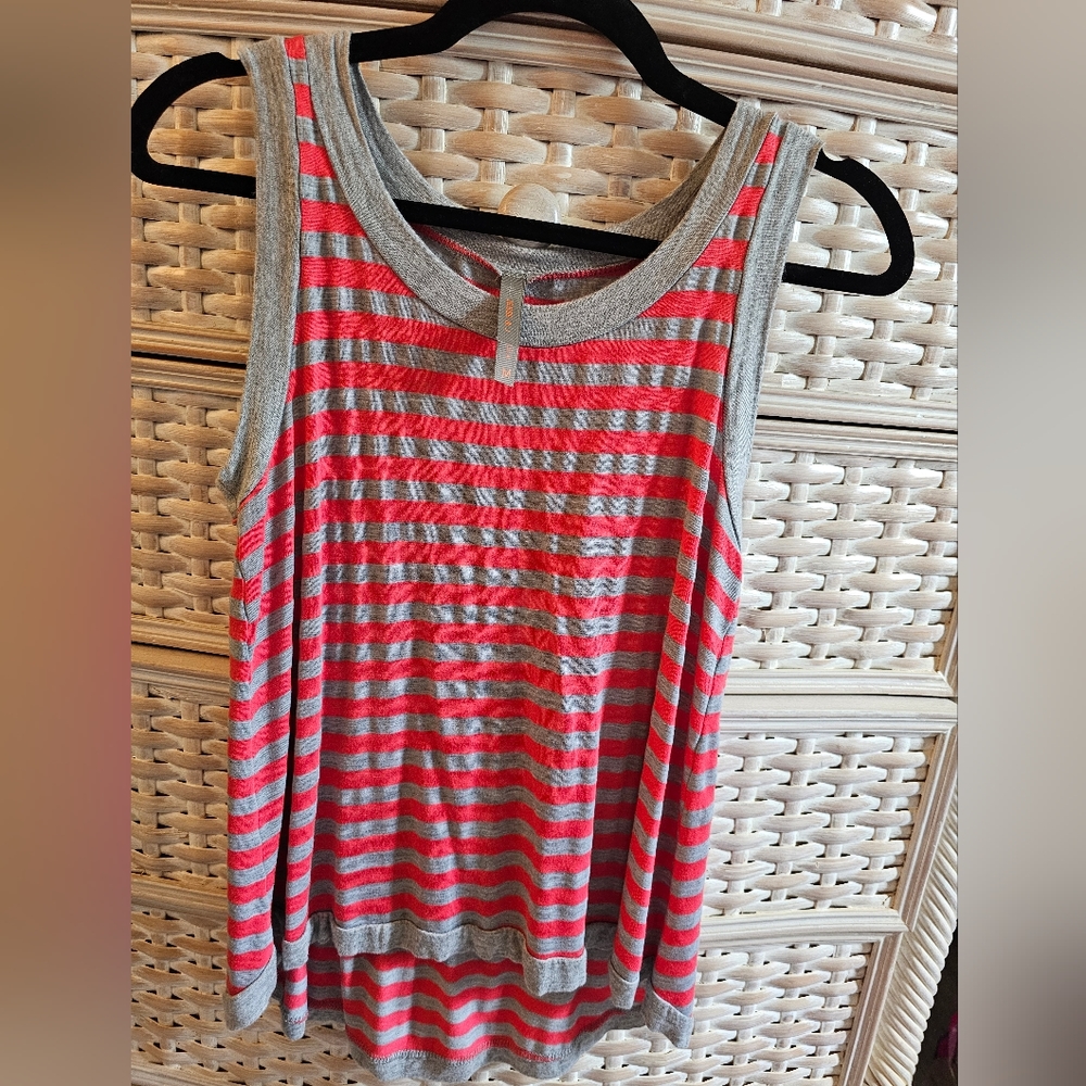 Jesse & J Tank top Medium